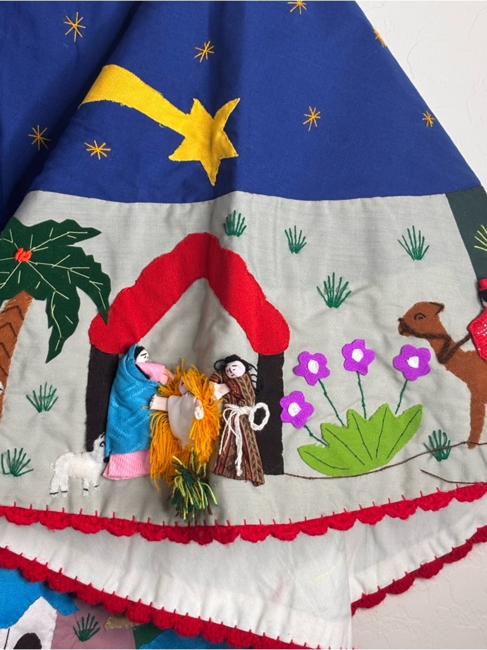 Novica Peru Arpillera 3D Christmas Nativity Tree Skirt Peruvian Nativity 43” - Picture 6 of 13